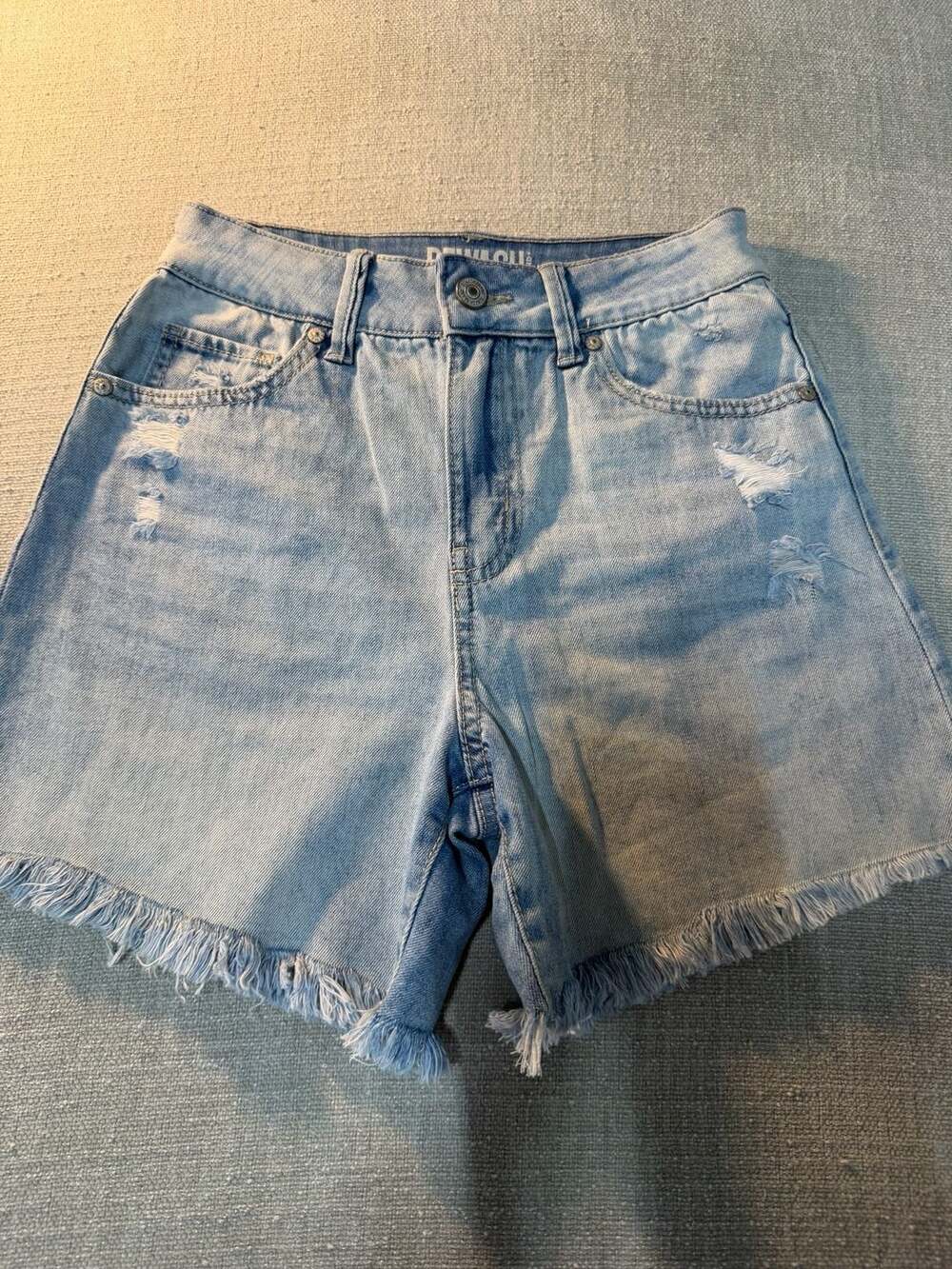 Rewash Super High Rise Vintage Reunion Frayed Hem Distressed Denim Shorts Size 1